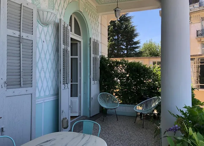 Magnifique Dans Palace Belle Epoque *